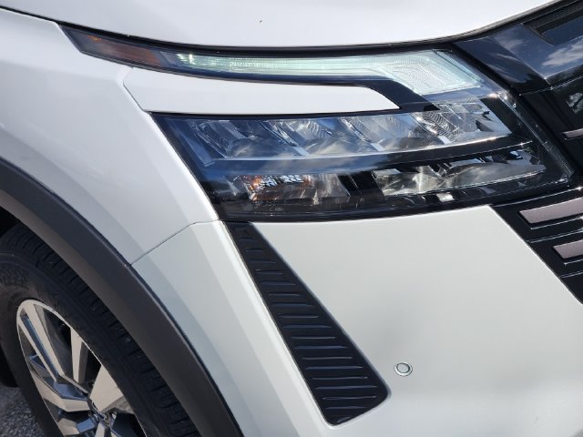 New 2026 Nissan Pathfinder SL FWD image 9