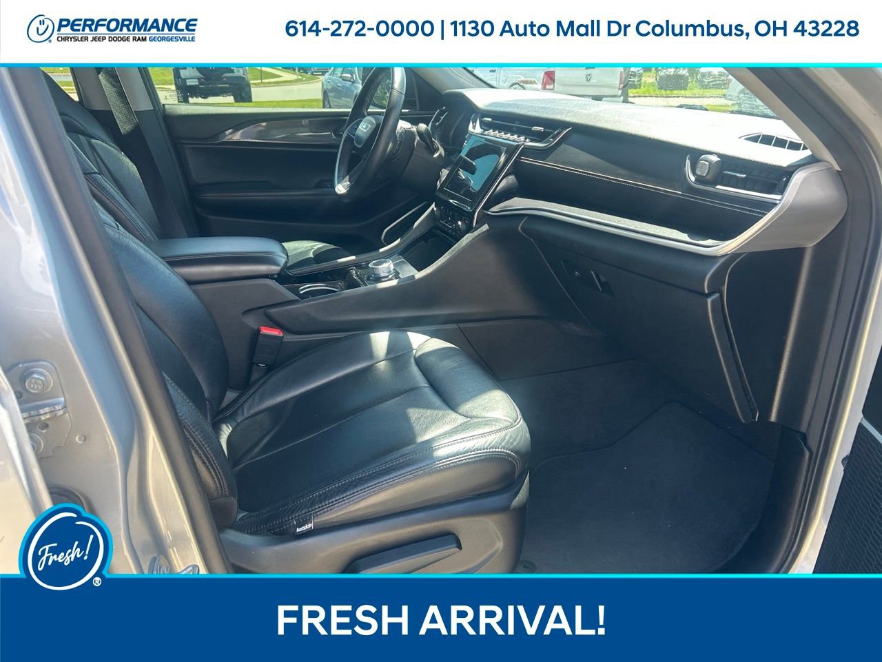Used 2021 Jeep Grand Cherokee L Laredo w/ Luxury Tech Group I AWD/4WD image 16