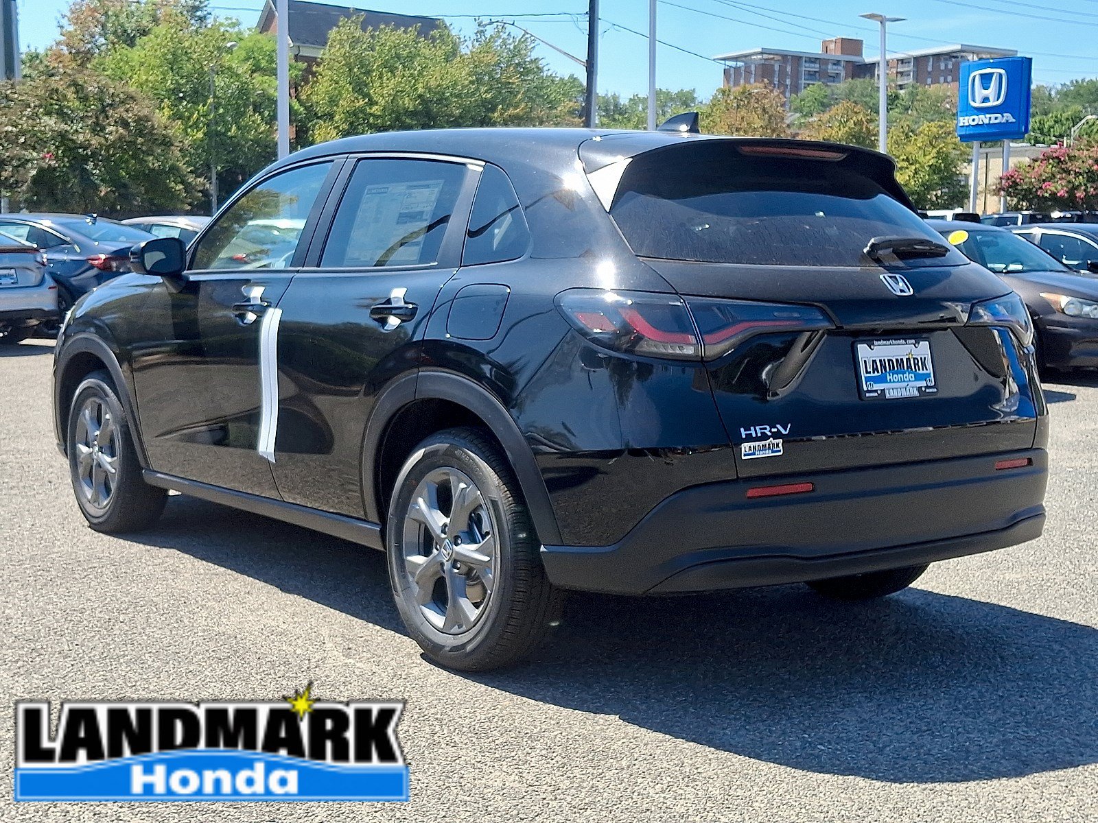 New 2027 Honda HR-V LX image 4