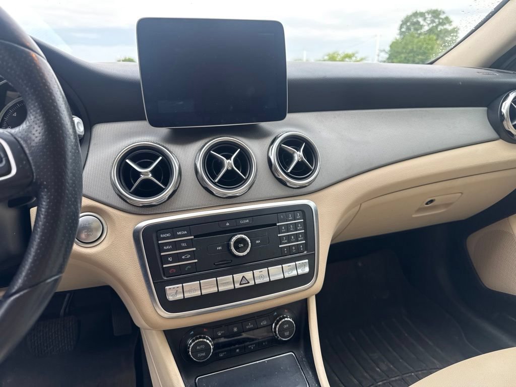 Used 2018 Mercedes-Benz GLA 250 4MATIC image 10