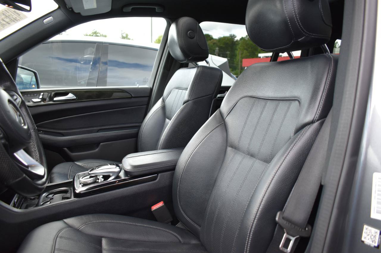 Used 2019 Mercedes-Benz GLS 450 4MATIC image 24