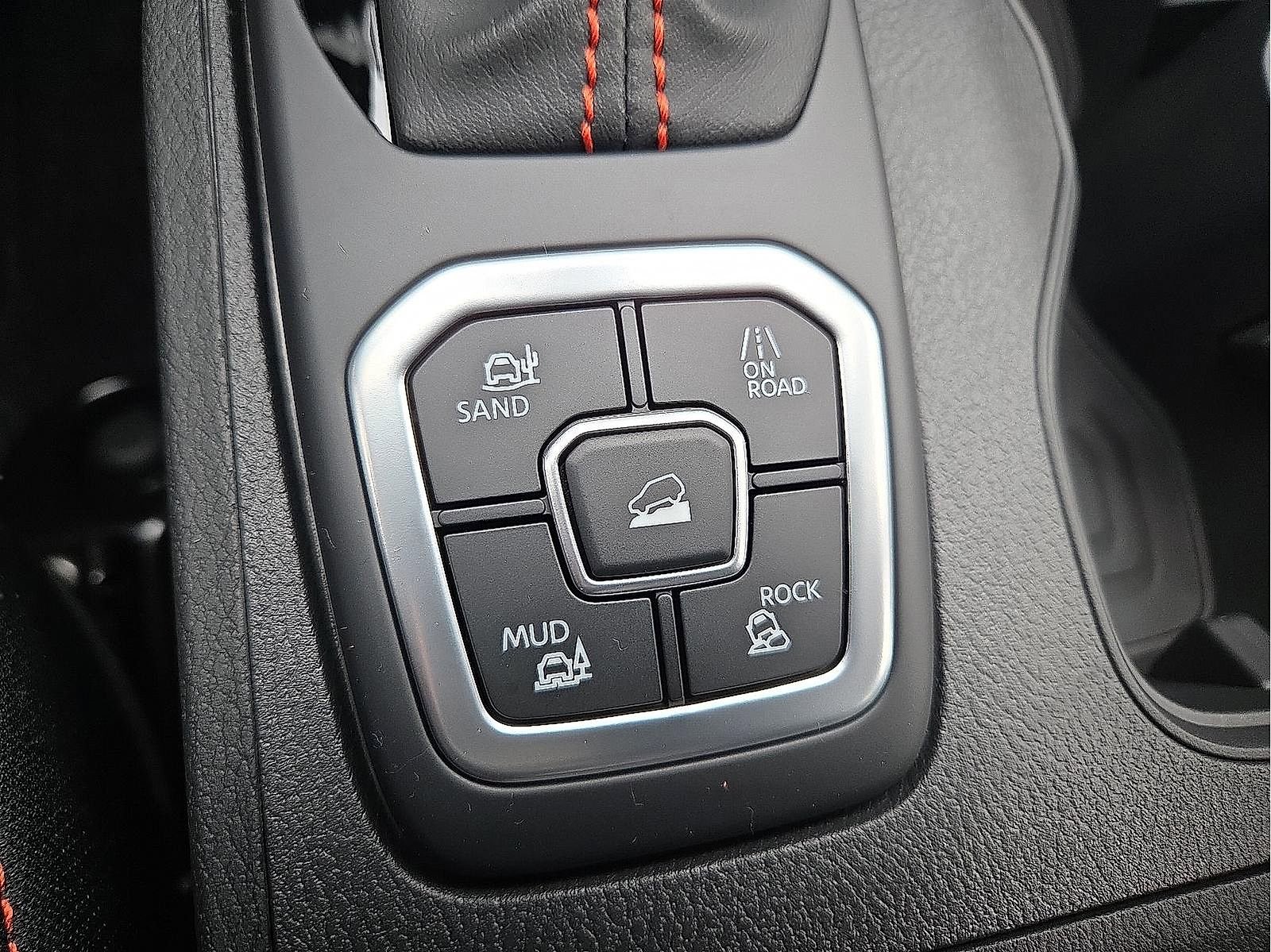 New 2026 Nissan Frontier PRO-4X w/ Pro-4x Convenience Package AWD/4WD image 20