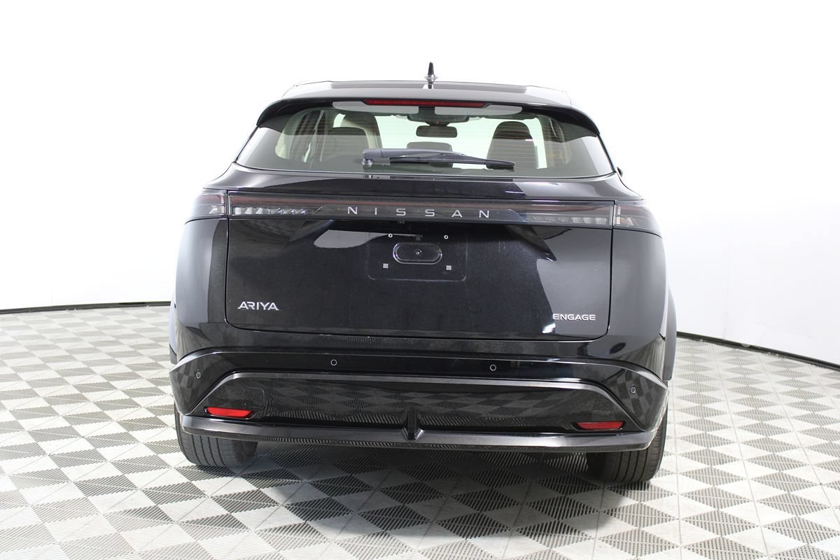 Used 2023 Nissan Ariya FWD image 5