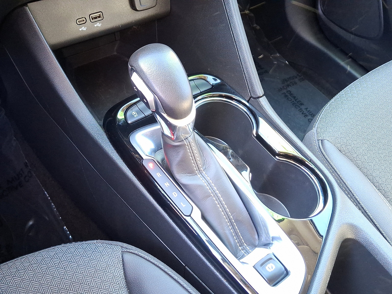 Used 2024 Buick Encore GX Preferred image 14