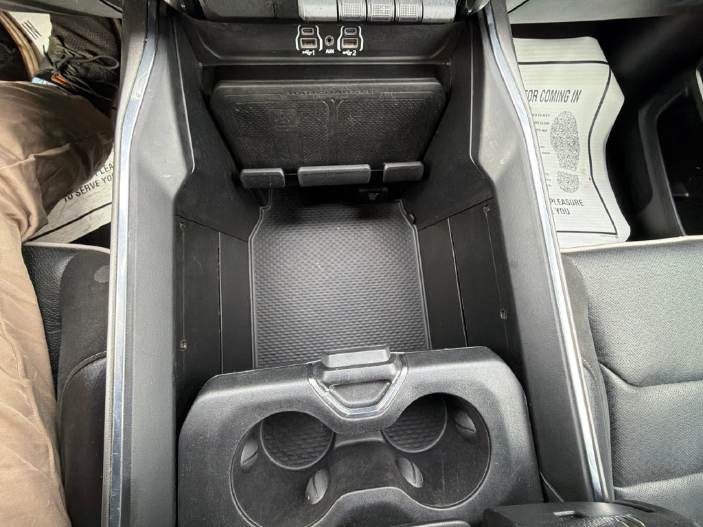 Used 2025 RAM 1500 Laramie AWD/4WD image 22