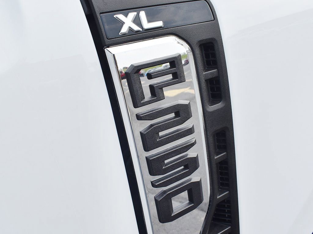 New 2025 Ford F250 XL image 12