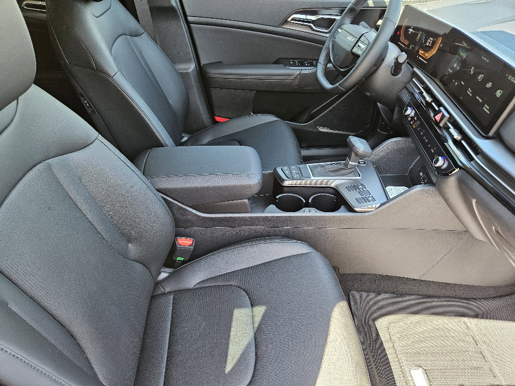 New 2026 Kia Sportage EX image 10