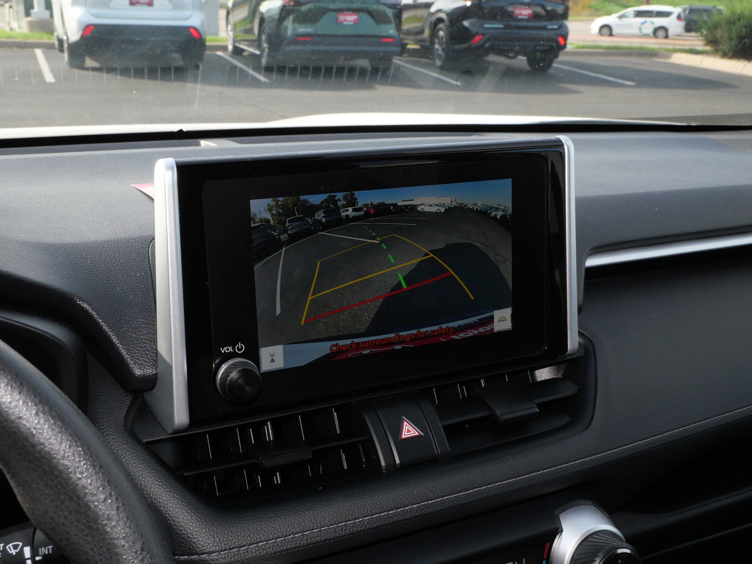 Used 2024 Toyota RAV4 XLE AWD/4WD image 29