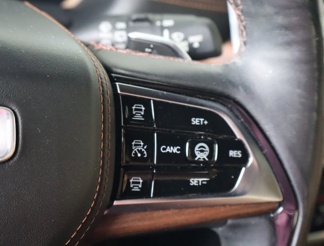 Used 2021 Jeep Grand Cherokee L Summit w/ Luxury Tech Group V image 24