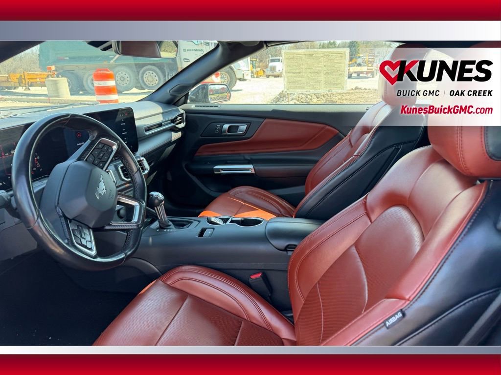 Used 2024 Ford Mustang Premium image 8