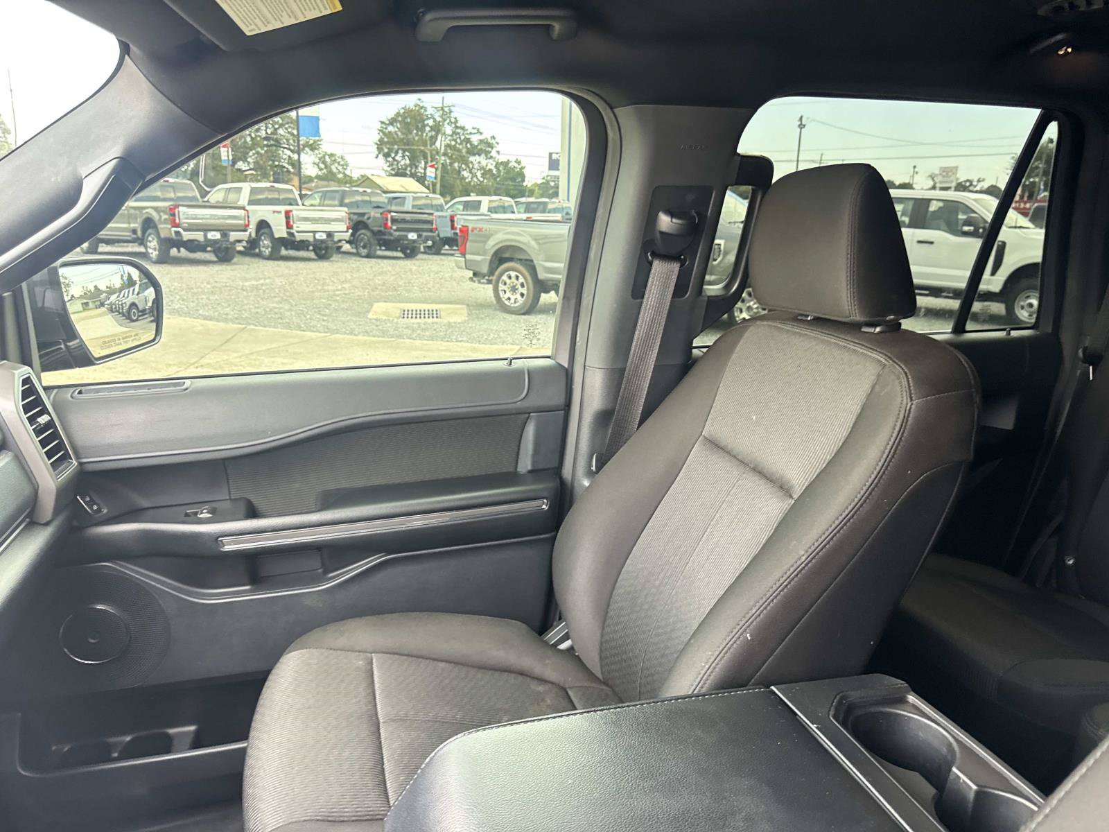 Used 2021 Ford Expedition Max XLT w/ Cargo Package RWD image 14