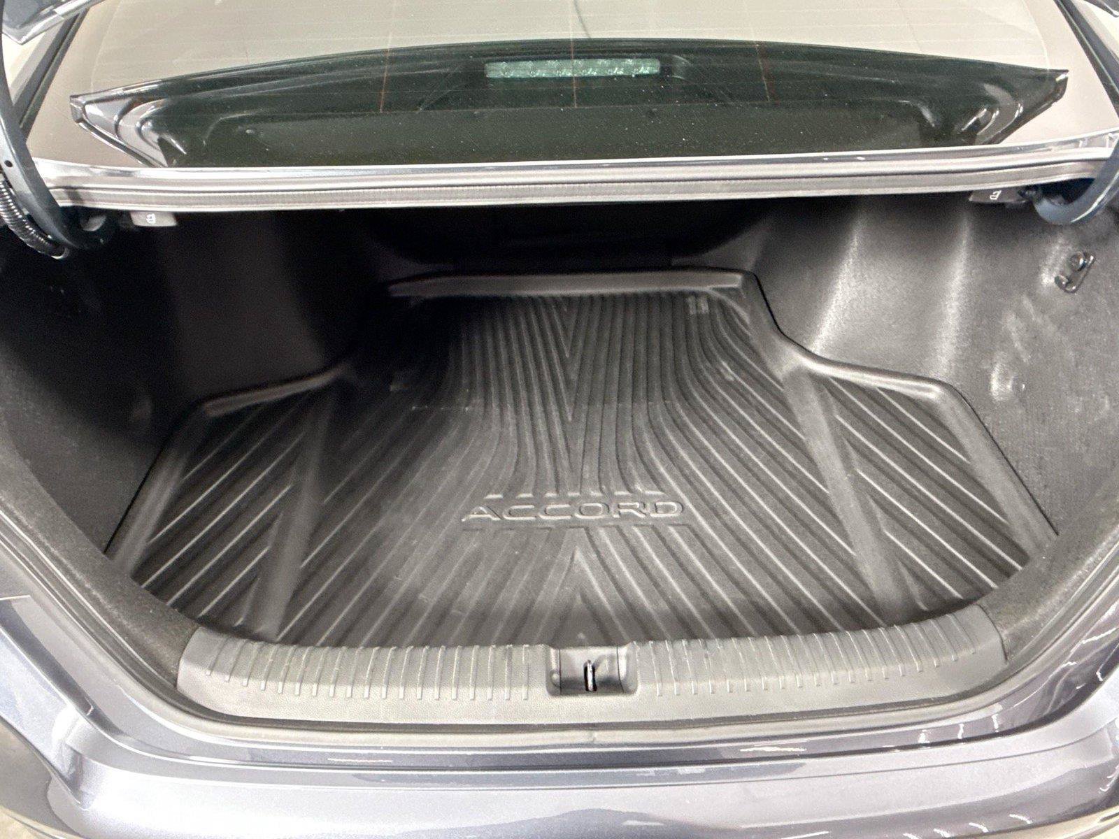Used 2024 Honda Accord Touring image 38