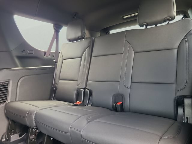 New 2026 Chevrolet Suburban LT w/ Comfort Package RWD image 15