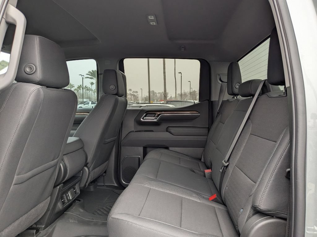 Used 2026 Chevrolet Silverado 1500 RST AWD/4WD image 15