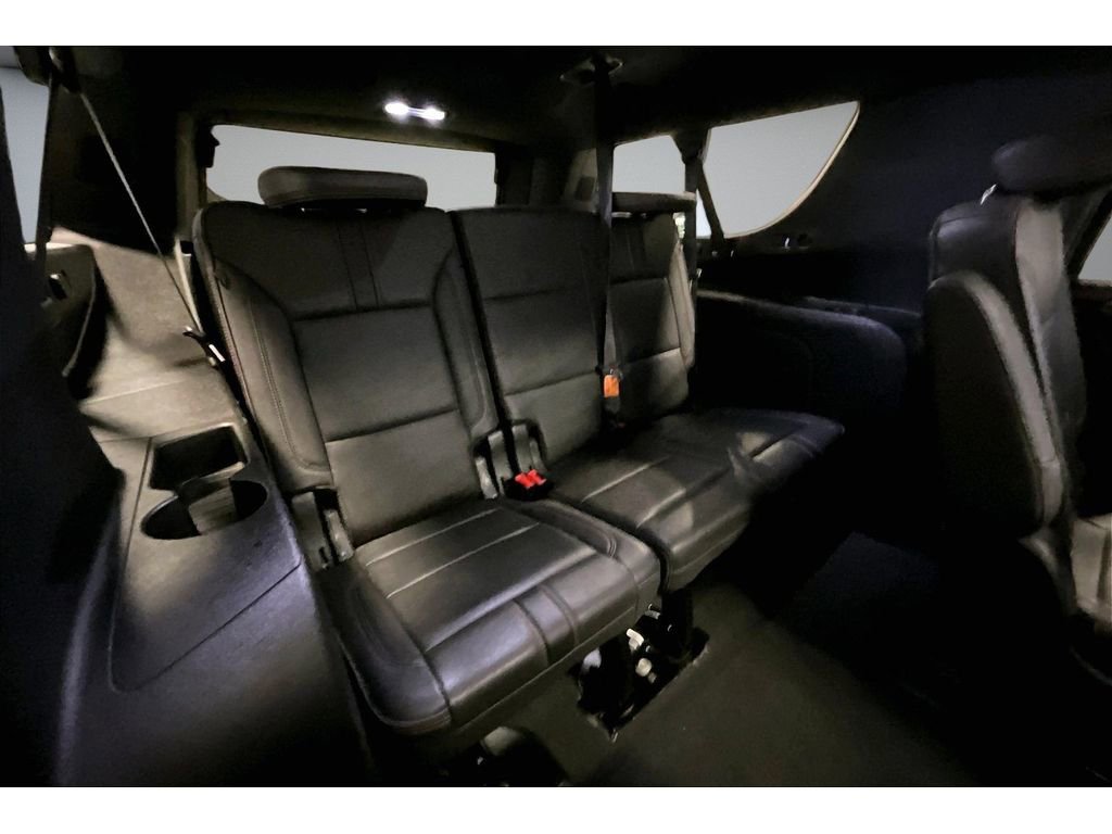 Used 2024 Chevrolet Suburban RST w/ Luxury Package AWD/4WD image 29