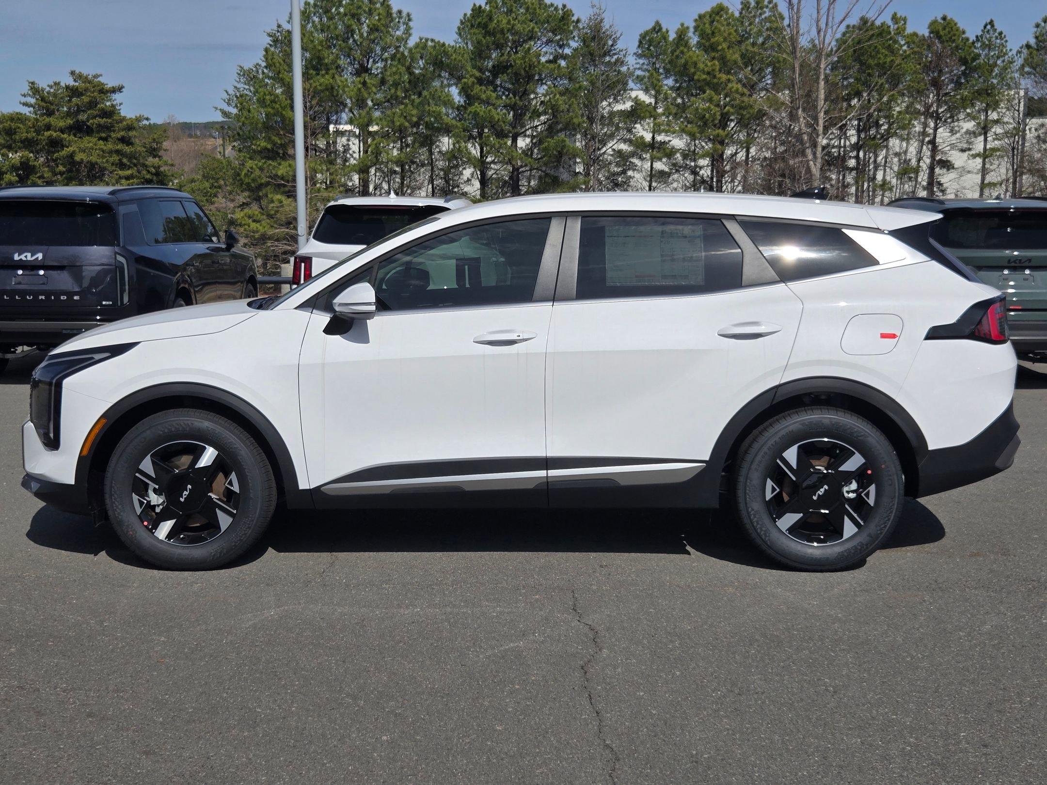 New 2026 Kia Sportage LX w/ LX Convenience Package image 4