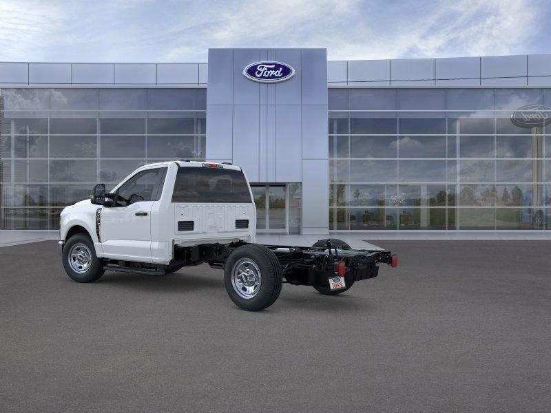 New 2026 Ford F350 XL w/ XL Chrome Package image 4