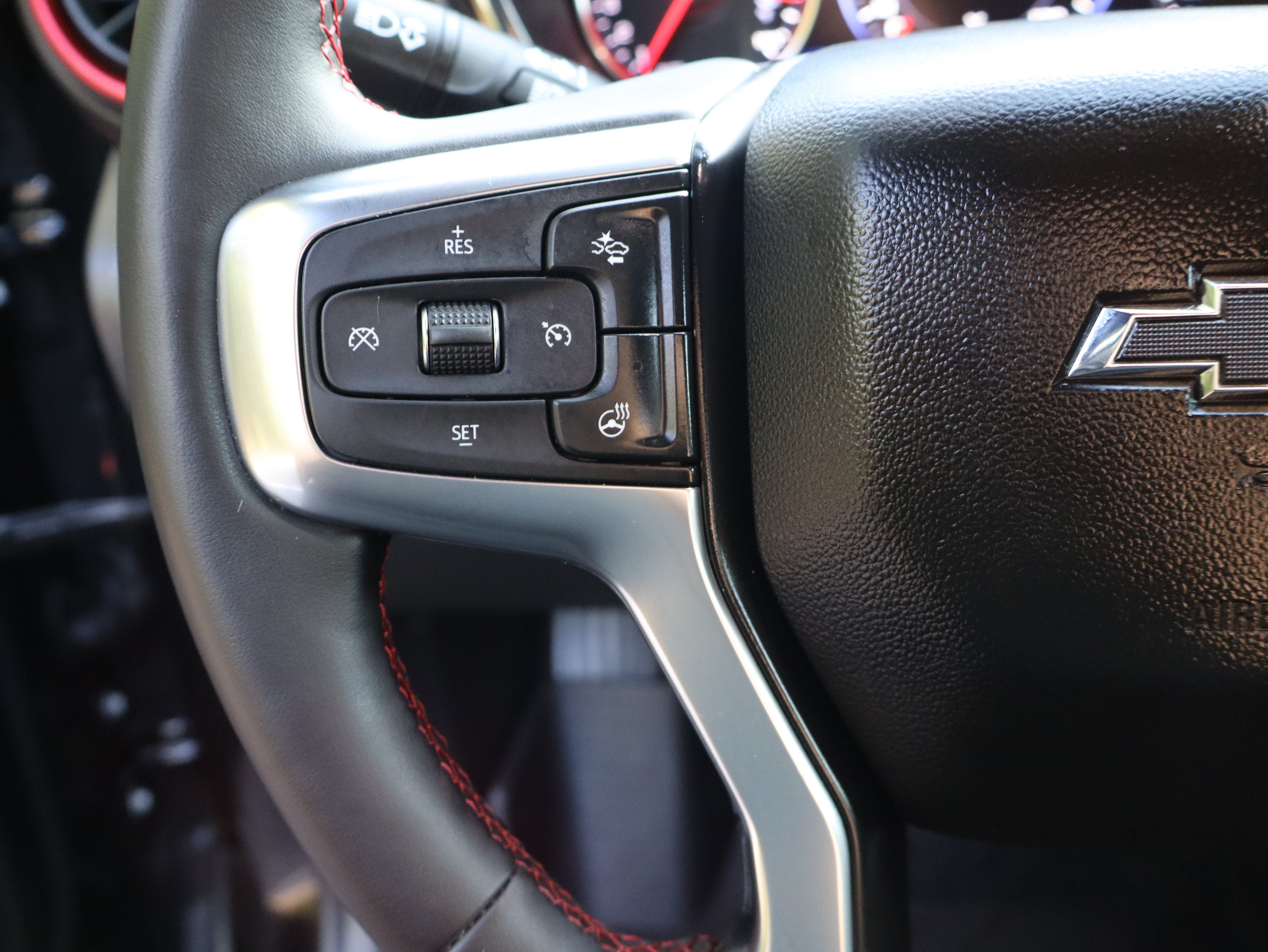 Used 2024 Chevrolet Blazer RS w/ Driver Confidence II Package FWD image 26