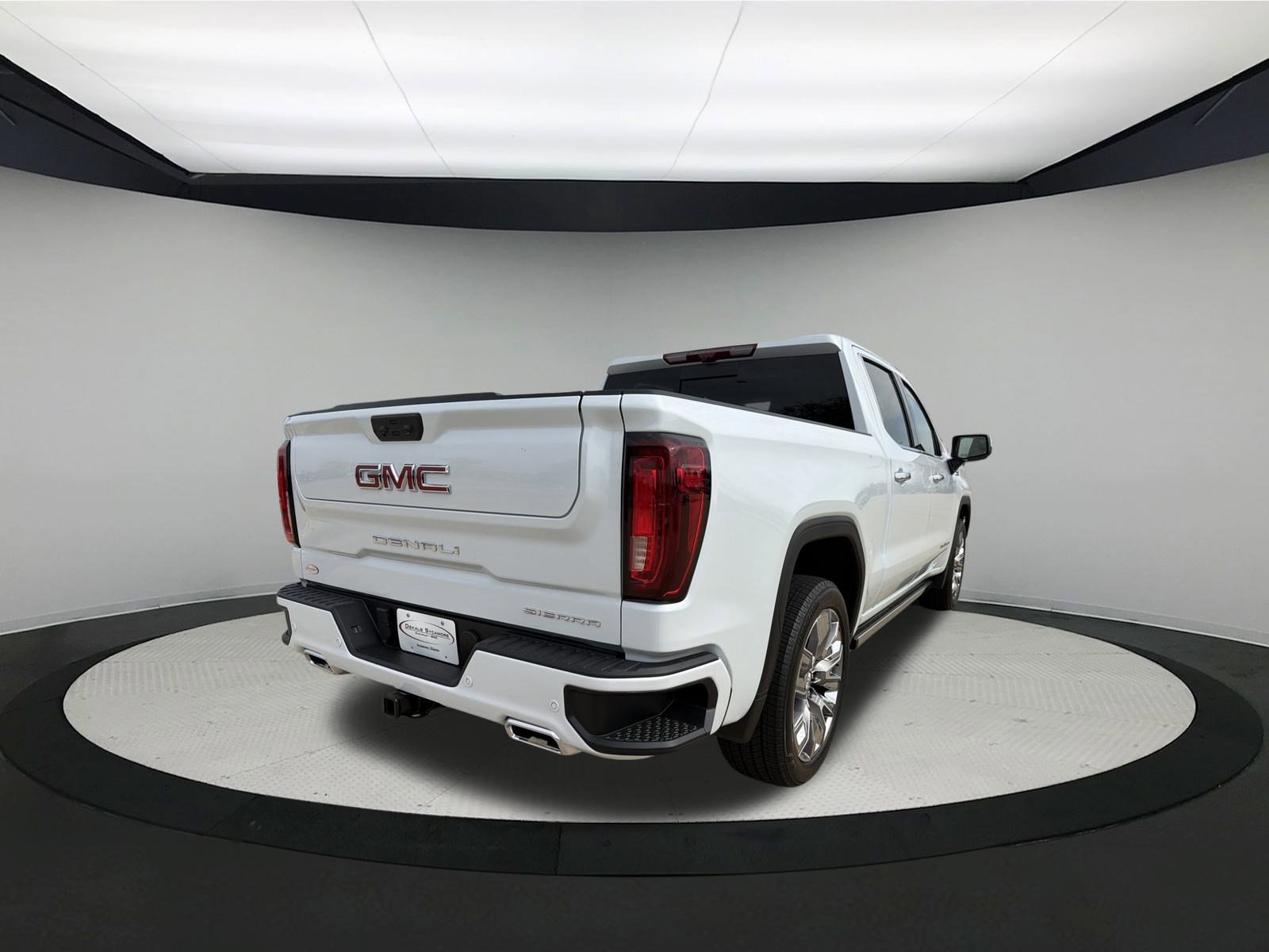 New 2026 GMC Sierra 1500 Denali w/ Denali Reserve Package image 5