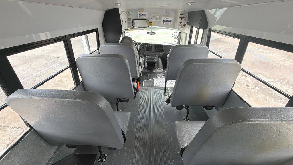 Used 2013 Chevrolet Express 3500 w/ School Bus Package RWD image 27