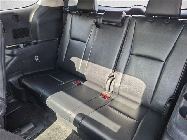 Used 2023 Toyota Highlander Platinum FWD image 22