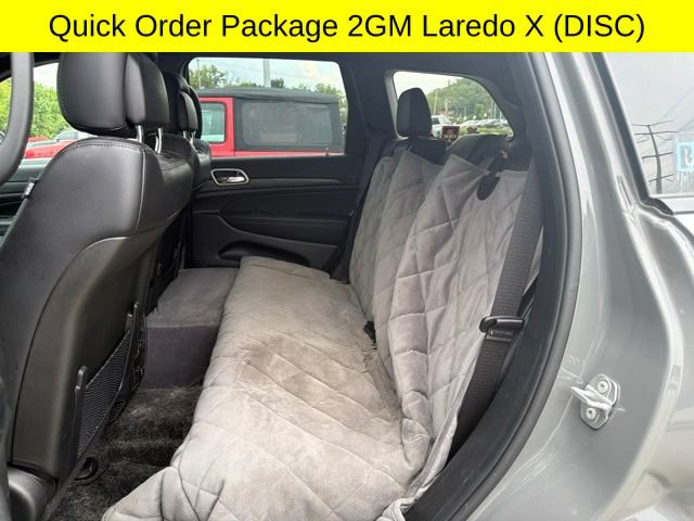 Used 2022 Jeep Grand Cherokee Laredo X AWD/4WD image 8