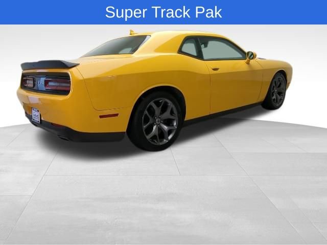 Used 2017 Dodge Challenger SXT Plus image 6