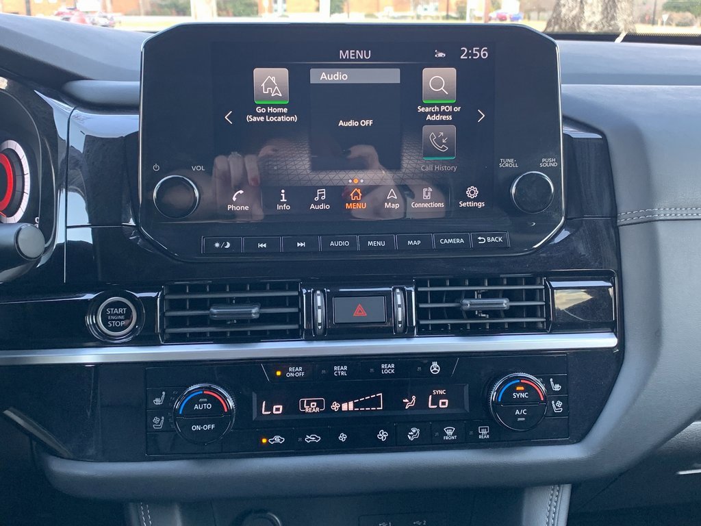 Used 2024 Nissan Pathfinder Platinum w/ Cargo Package image 16