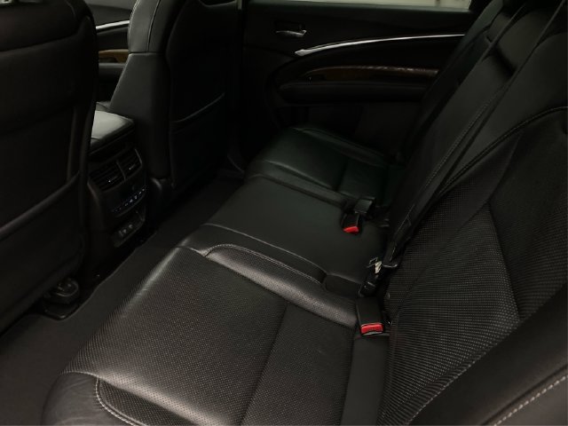 Used 2020 Acura MDX w/ Technology Package AWD/4WD image 11