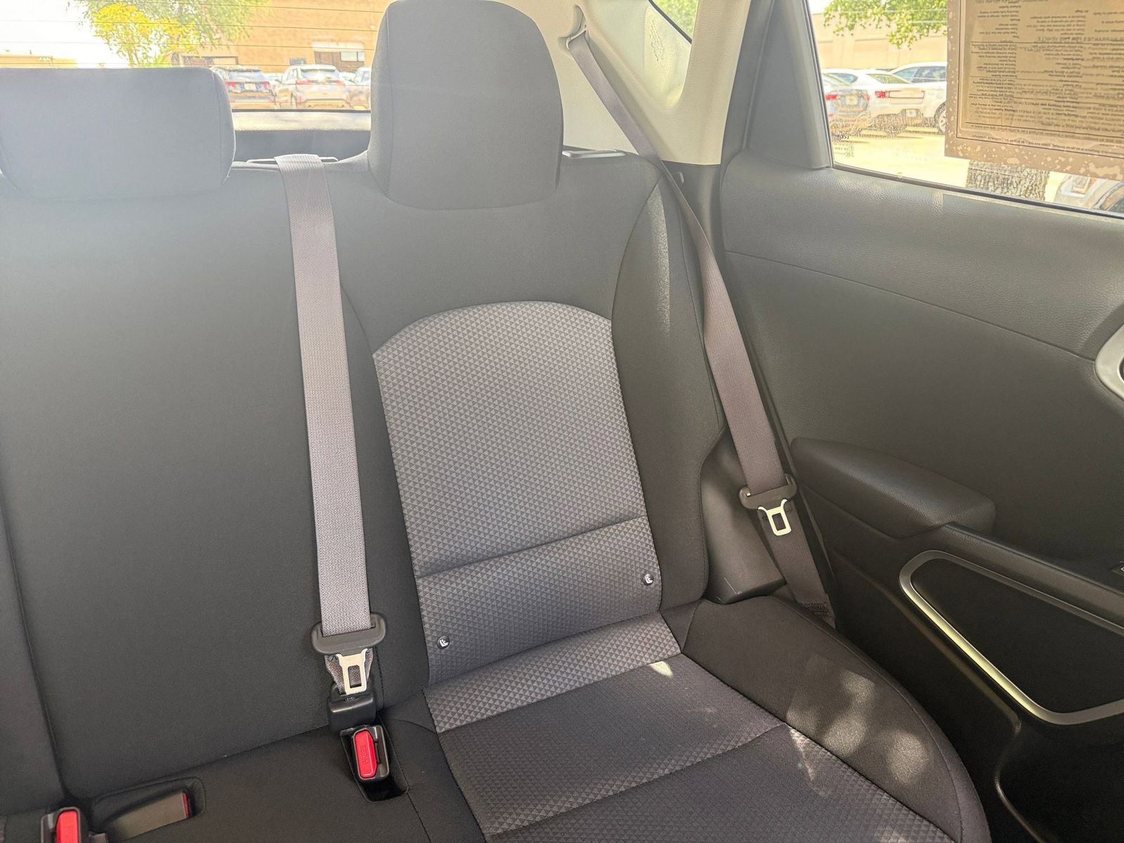 Used 2025 Kia Soul LX w/ LX Technology Package FWD image 37