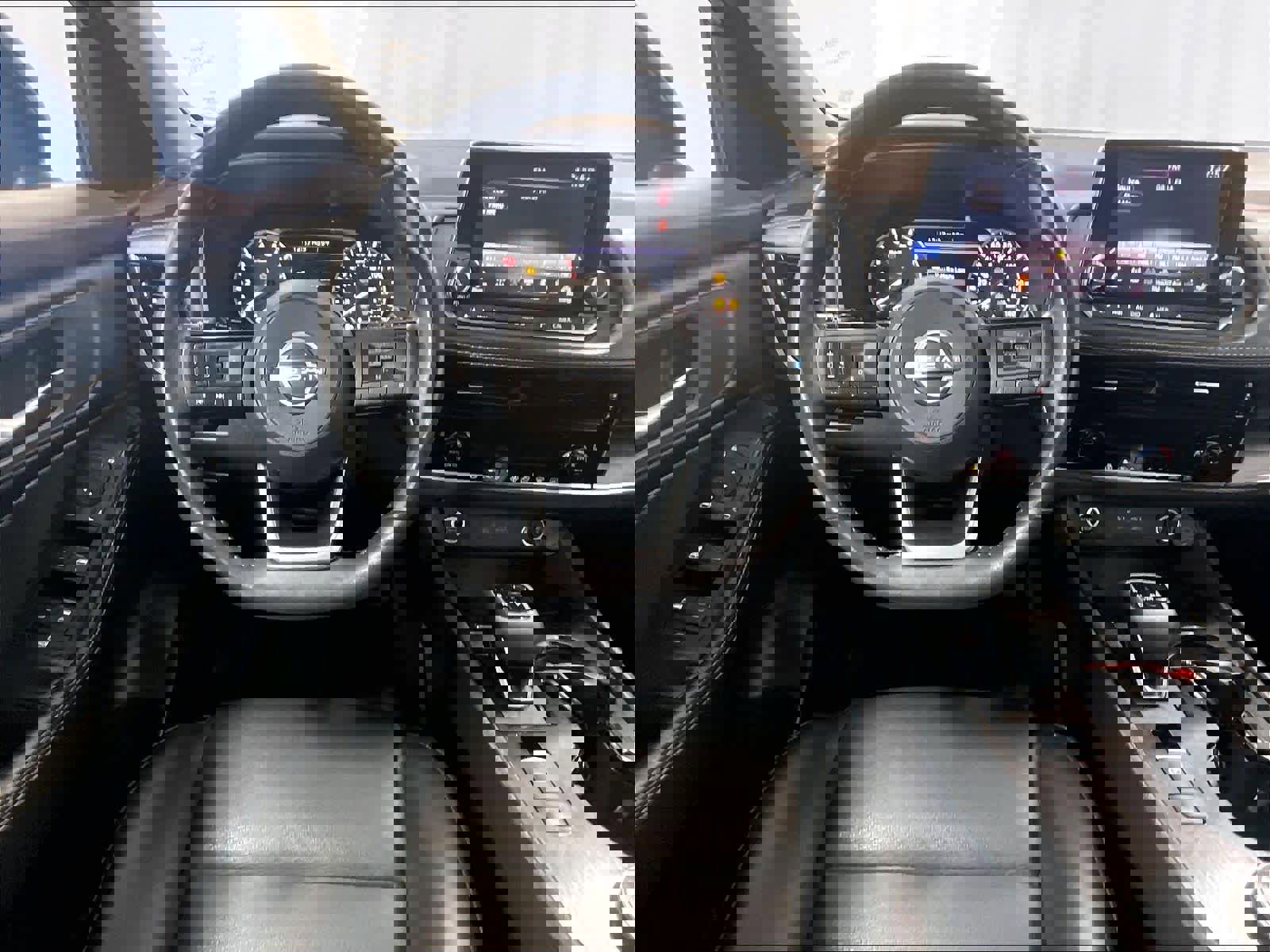 Certified 2023 Nissan Rogue SV w/ SV Premium Package image 17