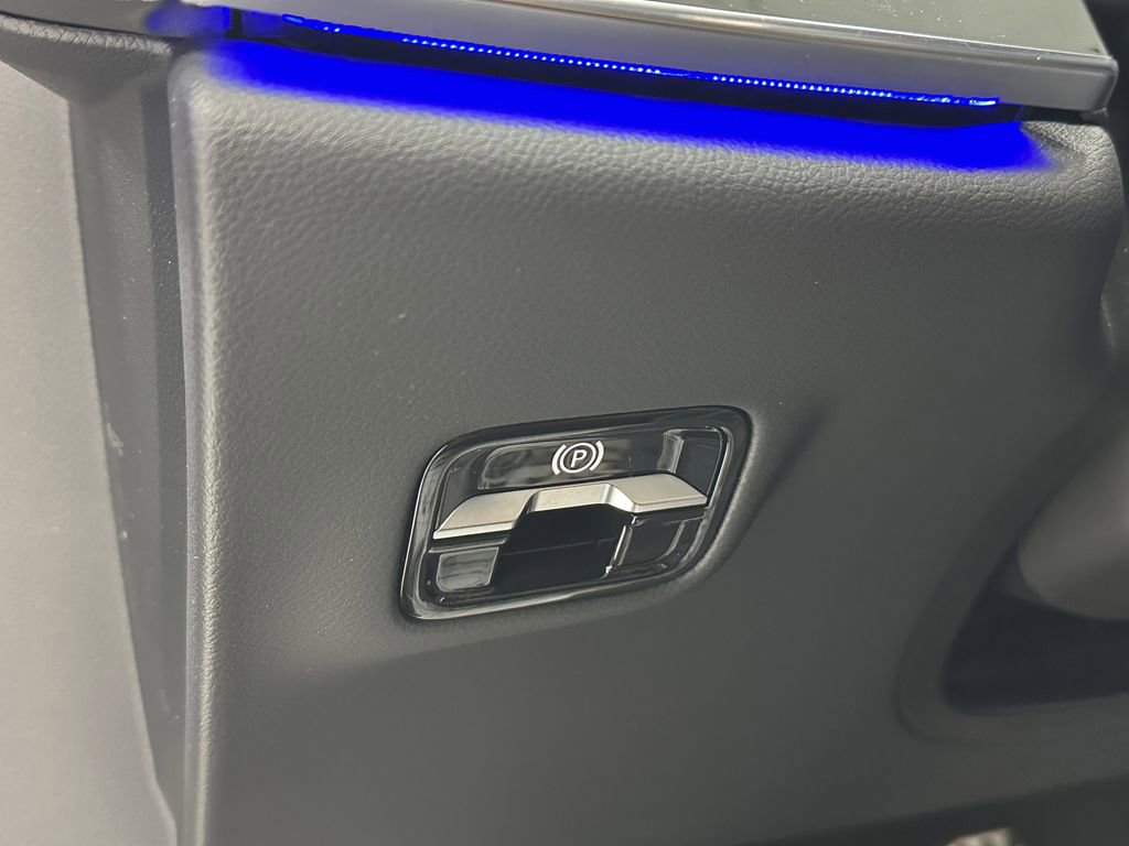 New 2026 Mercedes-Benz E 53 AMG e 4MATIC Sedan image 37