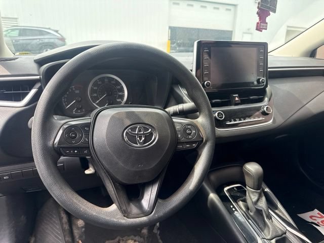 Used 2021 Toyota Corolla LE FWD image 11