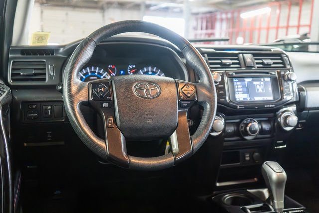 Used 2019 Toyota 4Runner TRD Off-Road Premium AWD/4WD image 14