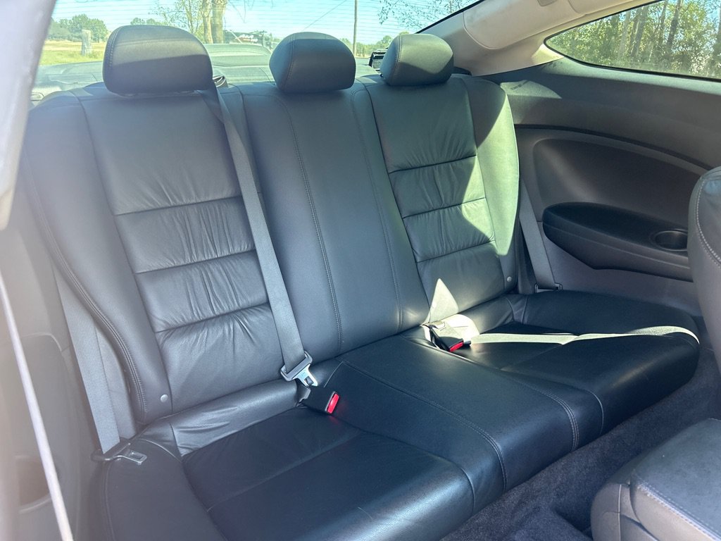 Used 2011 Honda Accord EX-L image 18