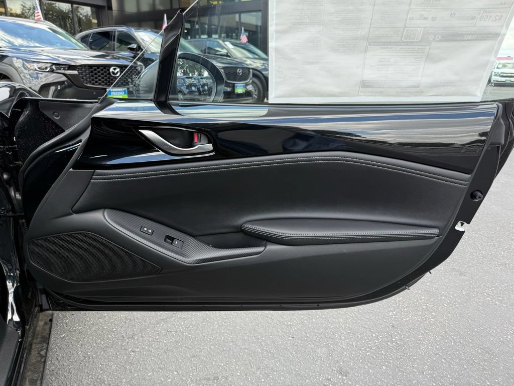 New 2026 MAZDA MX-5 Miata Club RWD image 17