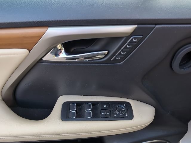 Used 2021 Lexus RX 350 AWD w/ Premium Package image 12