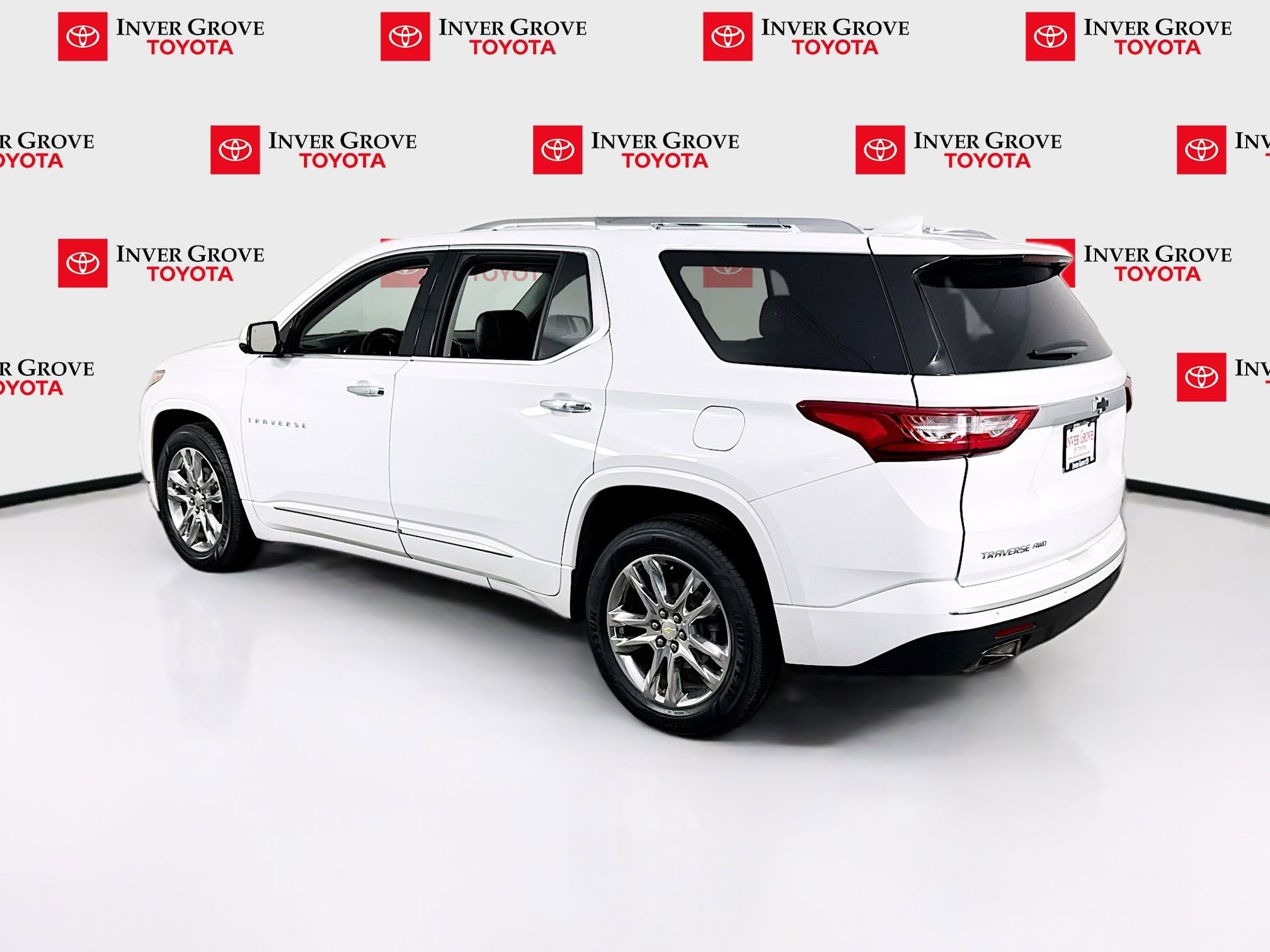 Used 2020 Chevrolet Traverse High Country w/ LPO, Floor Liner Package image 7