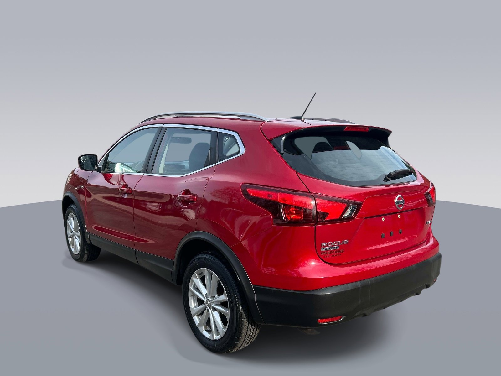 Used 2017 Nissan Rogue Sport SV AWD/4WD image 5