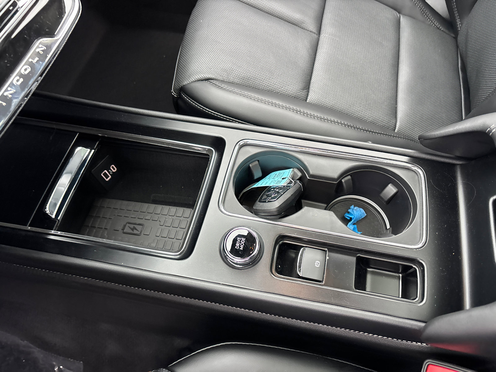 New 2026 Lincoln Corsair Reserve image 24