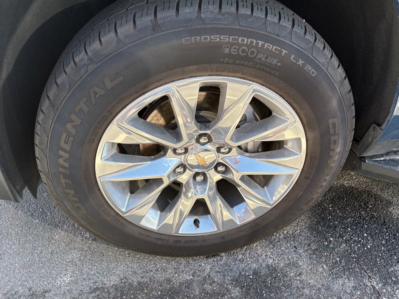 Used 2025 Chevrolet Tahoe Premier RWD image 5