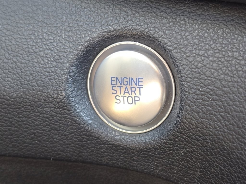 Used 2021 Hyundai Santa Fe SEL w/ Convenience Package image 28