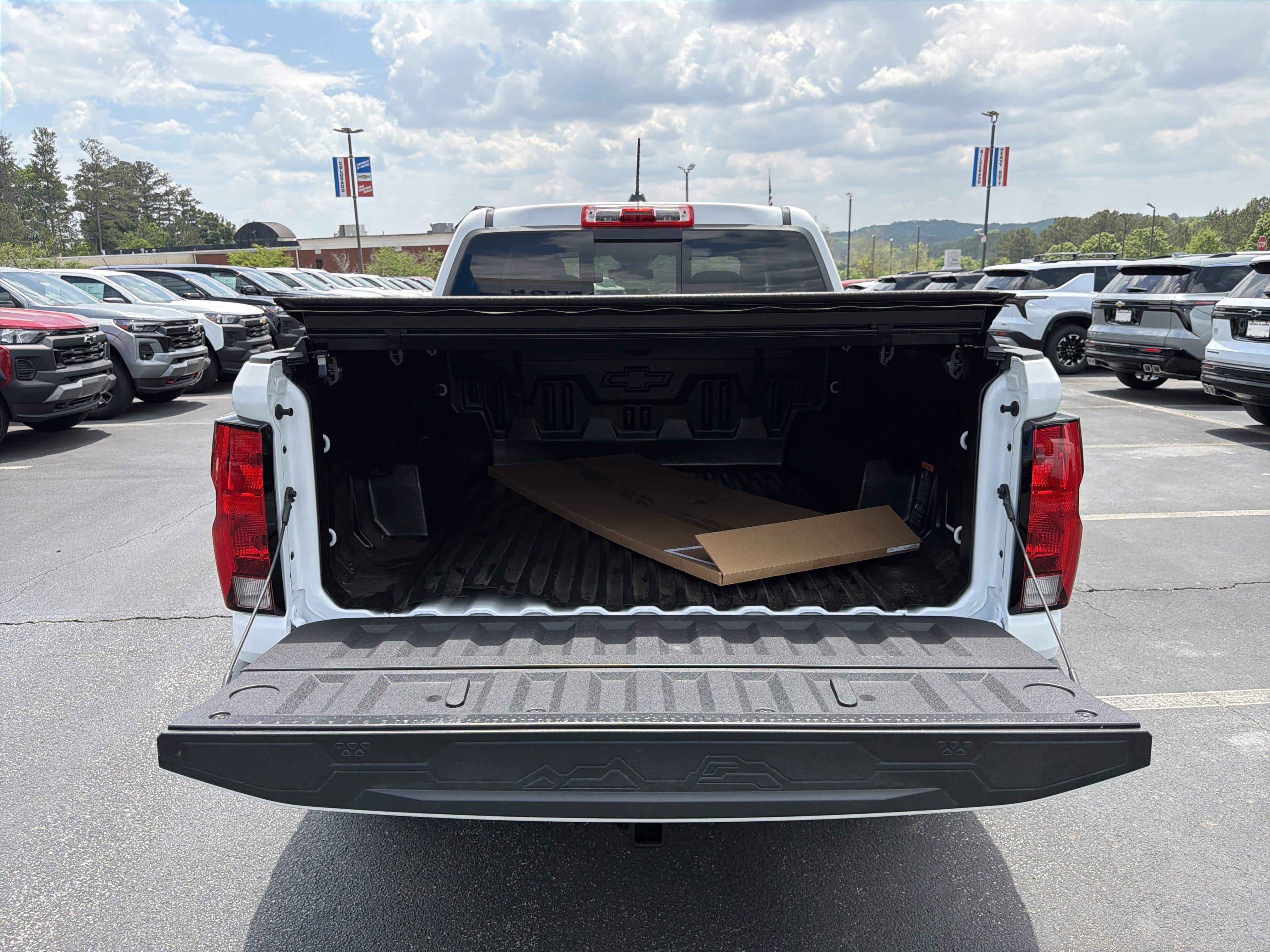 New 2026 Chevrolet Colorado W/T AWD/4WD image 18