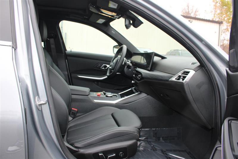 Used 2025 BMW 330i 330i image 14
