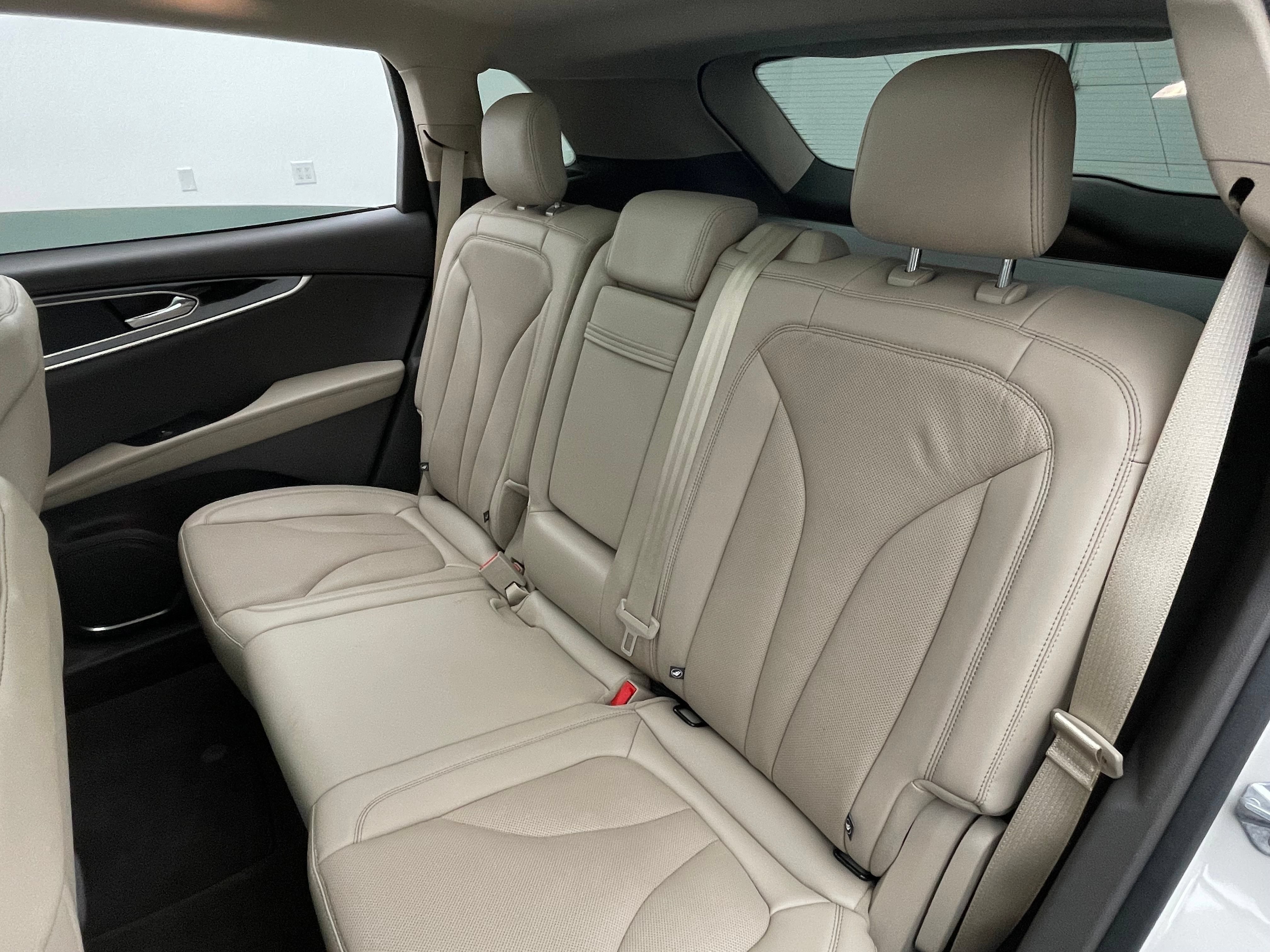 Used 2023 Lincoln Nautilus Reserve AWD/4WD image 44