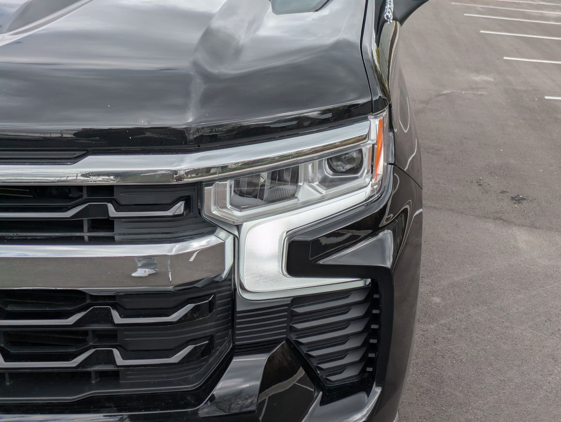 Used 2024 Chevrolet Silverado 1500 LT AWD/4WD image 13