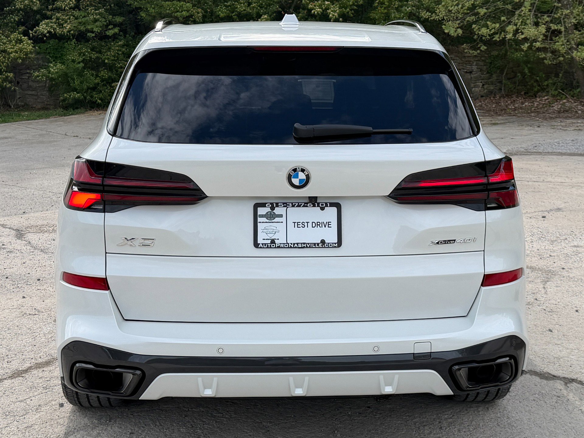 Used 2024 BMW X5 xDrive40i w/ M Sport Package image 6