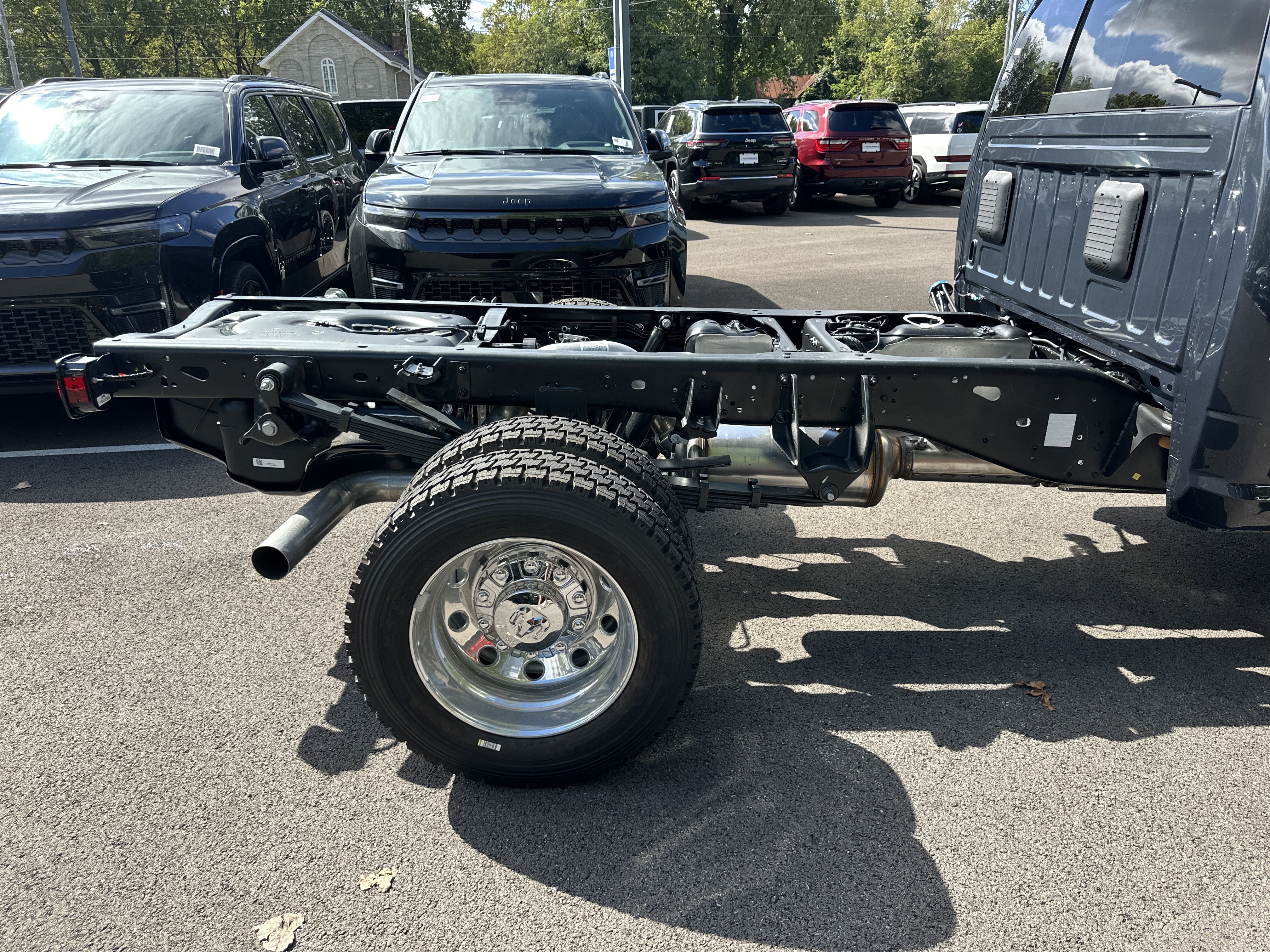New 2027 RAM 5500 4x4 Crew Cab w/ Laramie Trim Package image 21