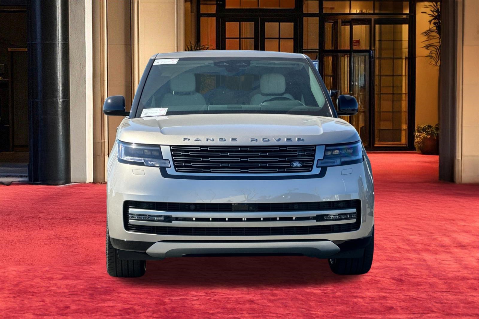 New 2026 Land Rover Range Rover SE image 7