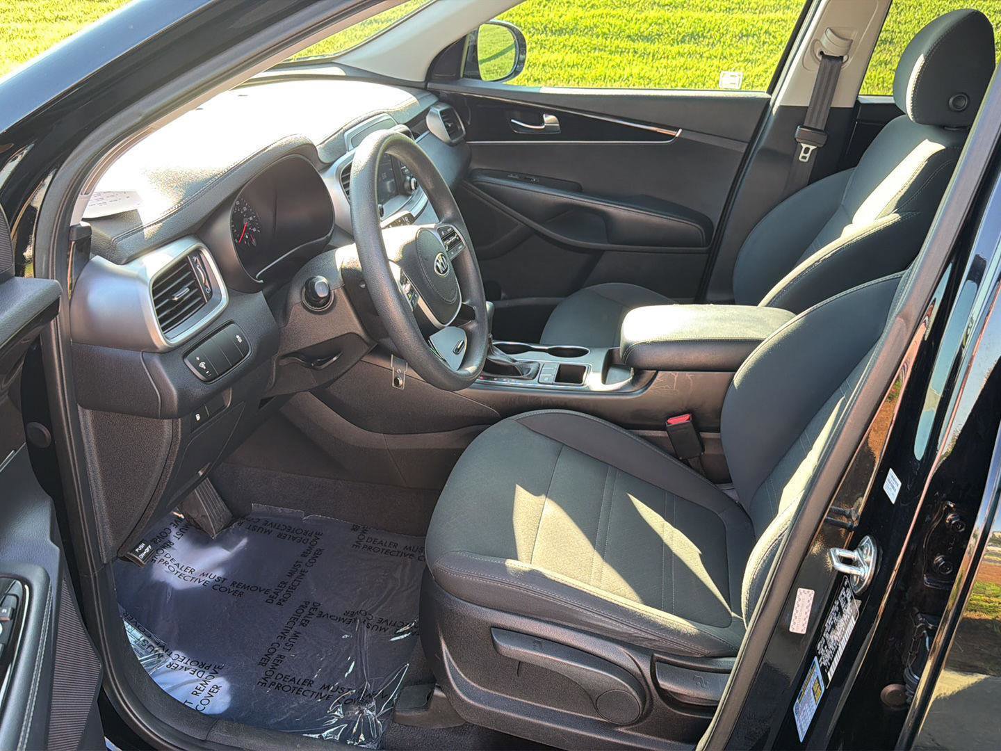Used 2020 Kia Sorento L FWD image 10